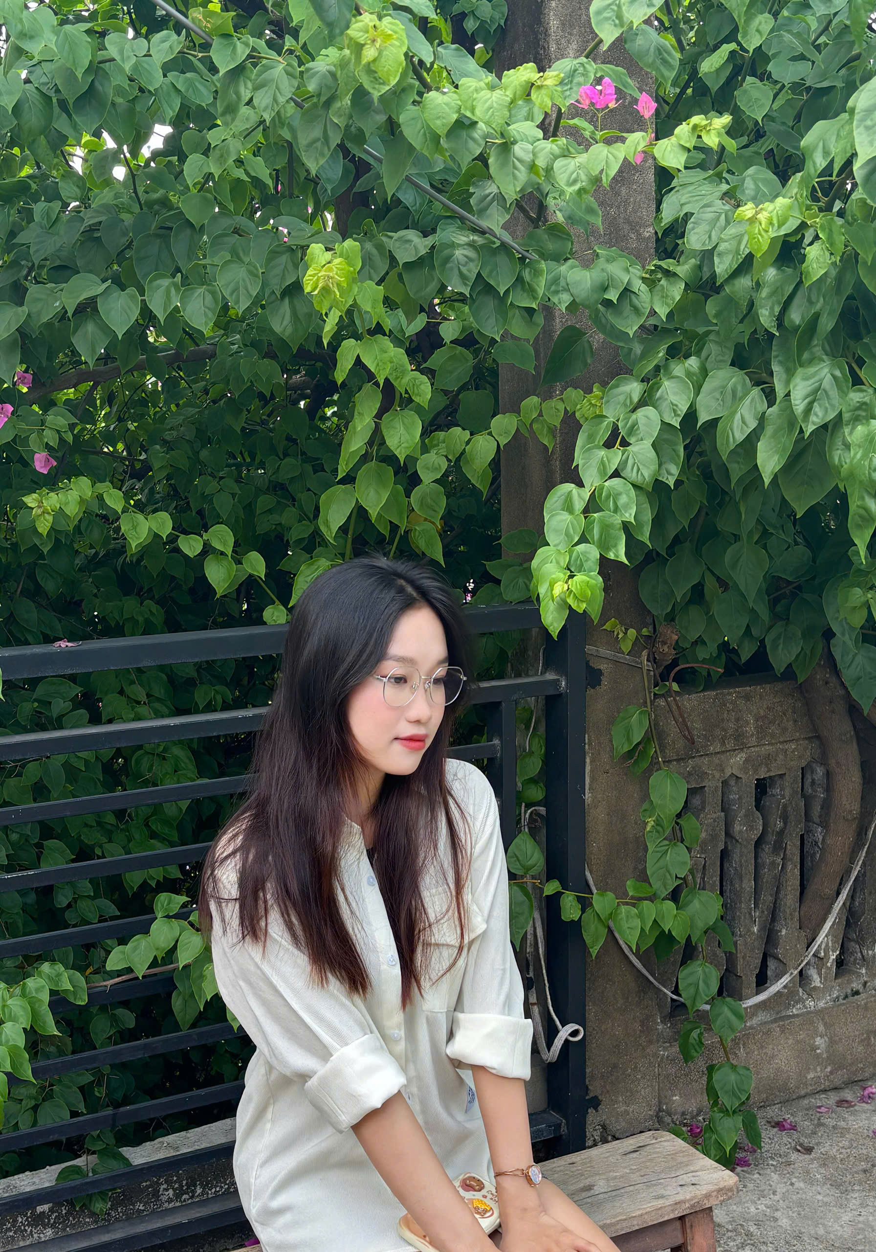 THÁI THỊ DIỆU THƯ